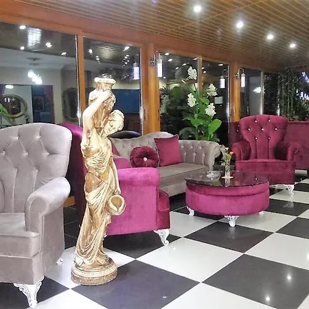 Hotel Linda Butik Guemuelduer