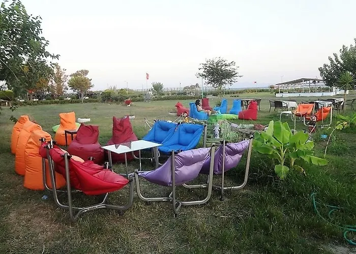 Linda Butik Gümüldür 2* İzmir