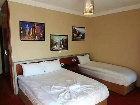 Linda Butik Guemuelduer Hotel İzmir