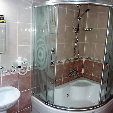 Hotell Linda Butik Guemuelduer Izmir